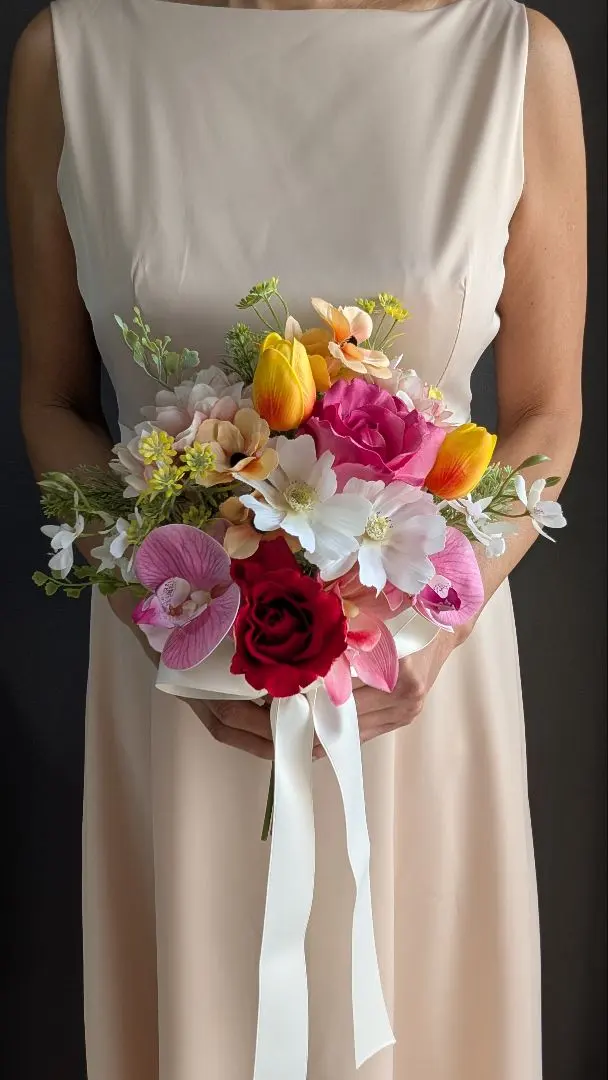 春のウエディングブーケ　アーティフィシャルフラワー　造花　前撮り　ピンク　胡蝶蘭