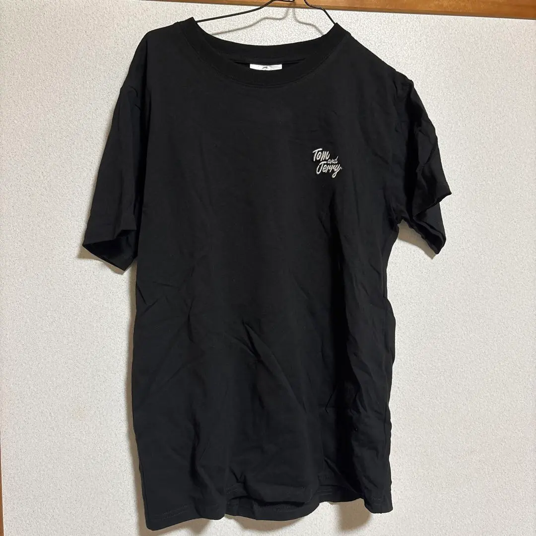新品♡しまむら♡Tom and Jerry ブラックTシャツ