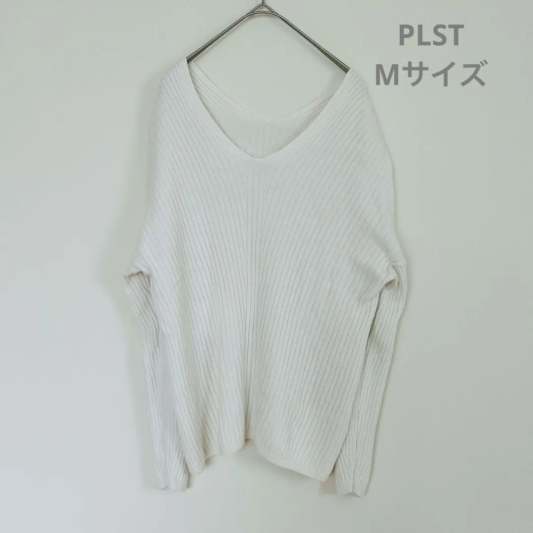 PLSTリブ編みホワイトVネックセーター