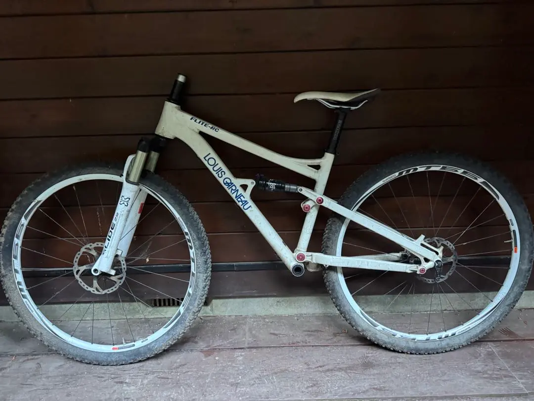 Louis Garneau フルサス マウンテンバイクフレーム & ホイール