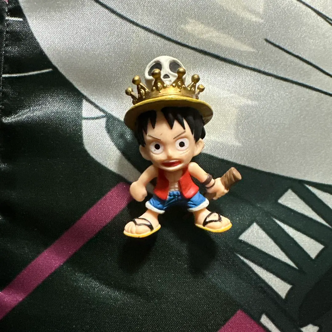 ワンピース　ルフィ　フィギュア