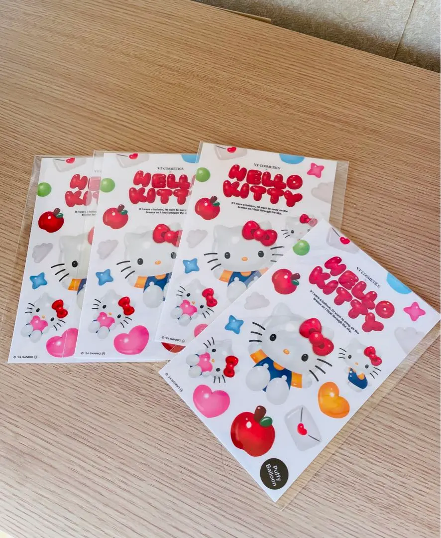 ハローキティステッカー　韓国製　【非売品】　2枚セット