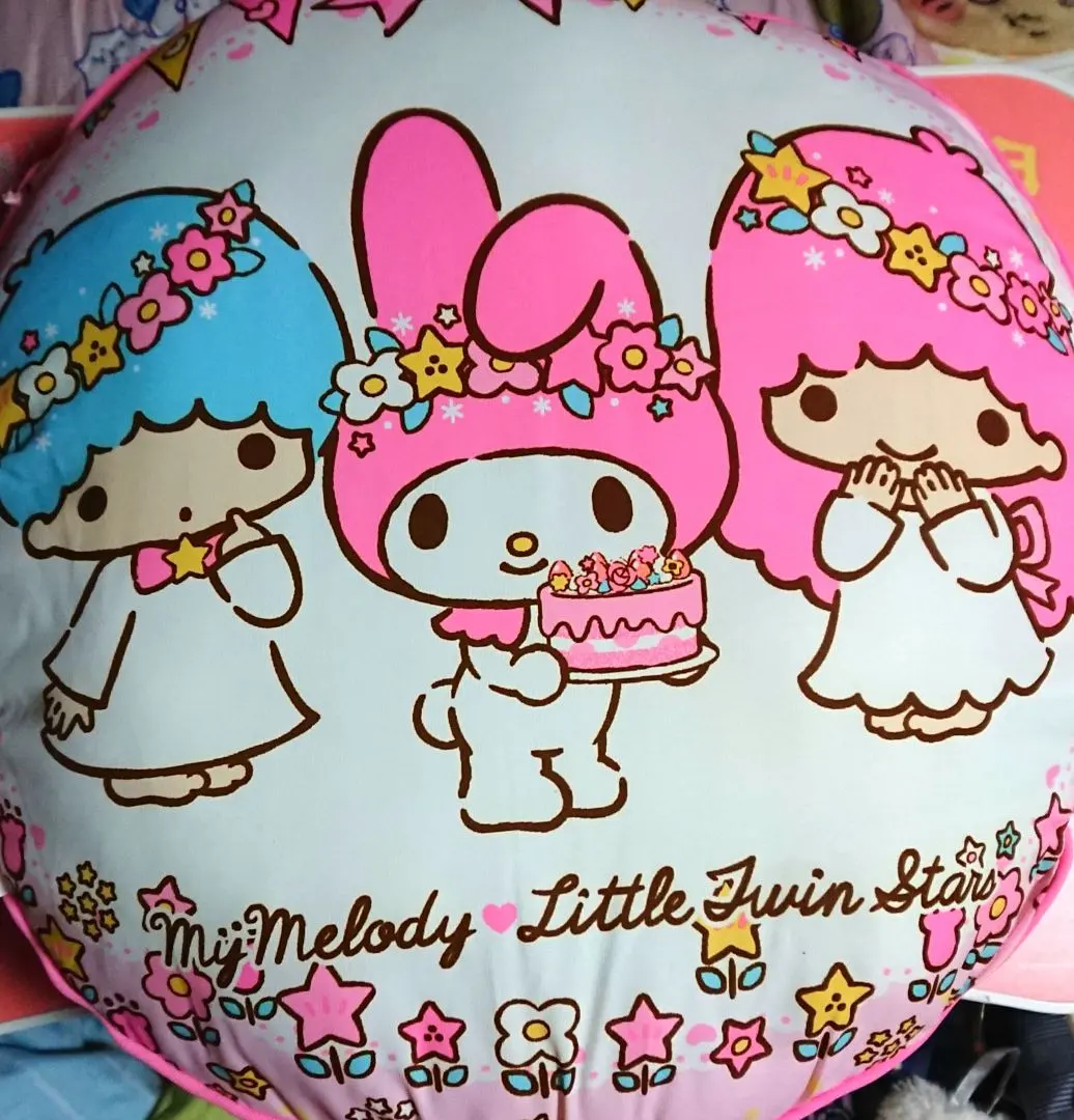 レア ジャンク マイメロディ&リトルツインスターズ 40周年クッション