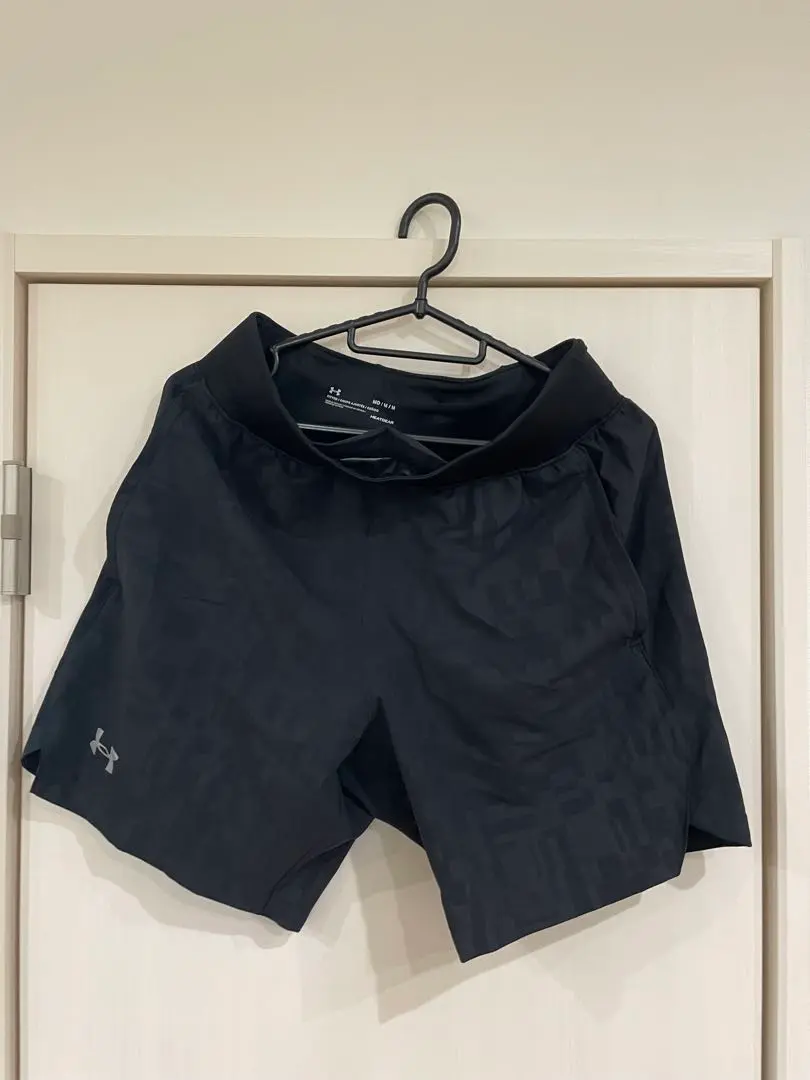 アンダーアーマー　ハーフパンツ