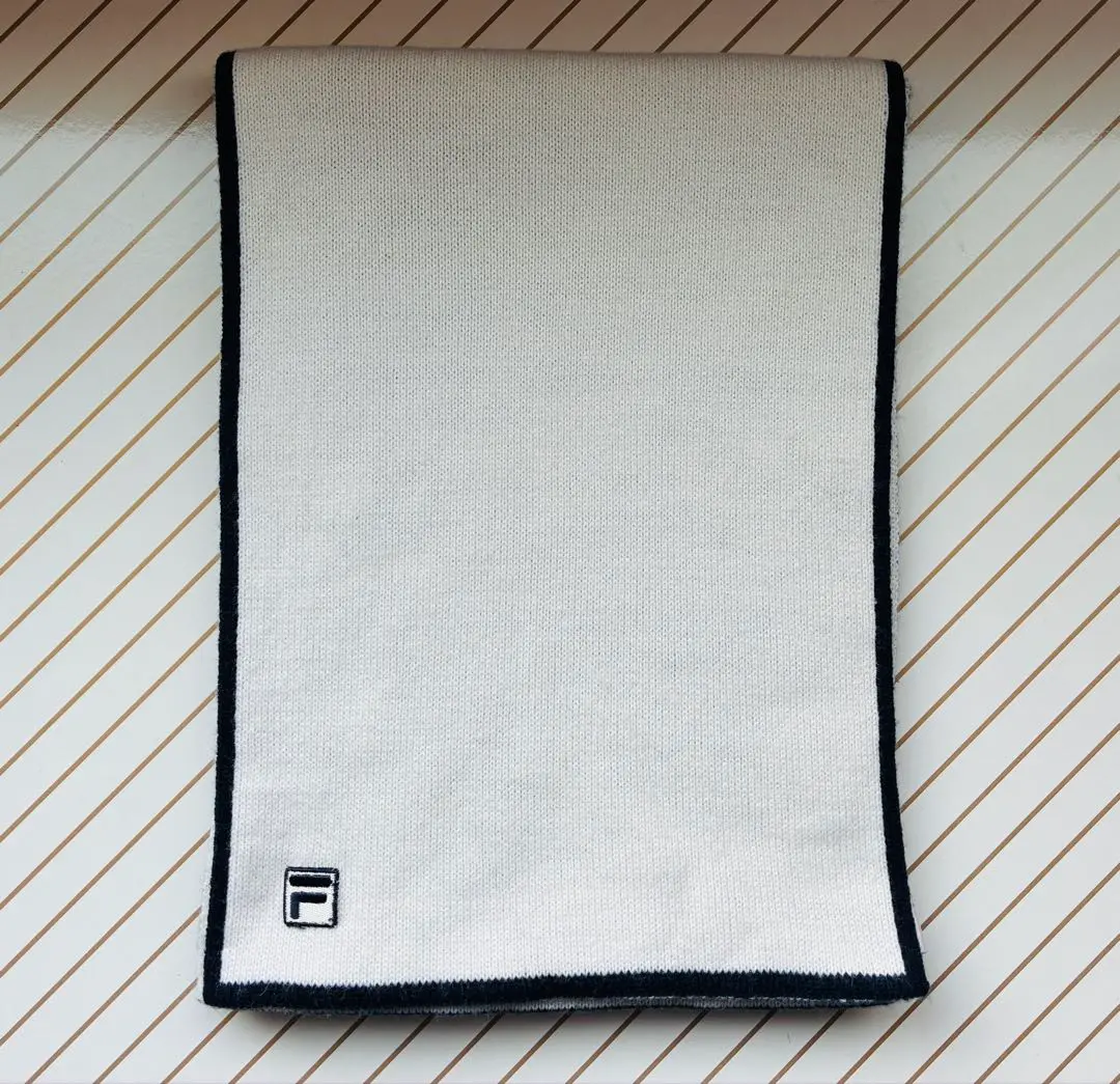 FILA フィラ ロゴニット ストール ホワイト ネイビーブルー ユニセックス