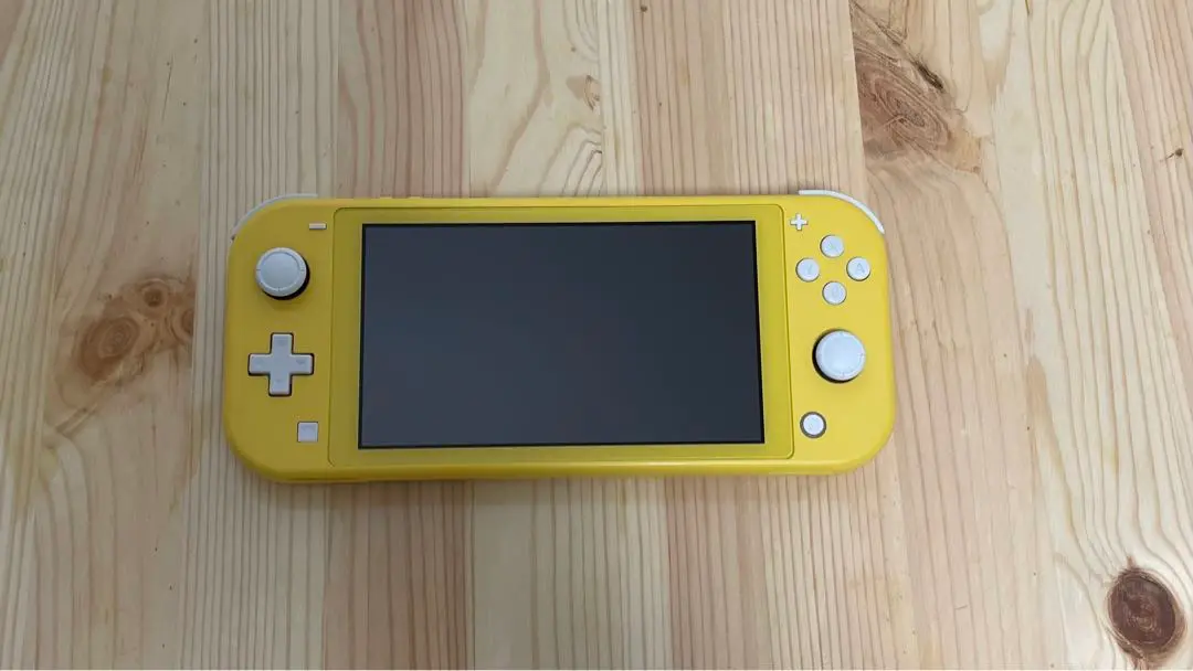 Nintendo Switch Lite イエロー