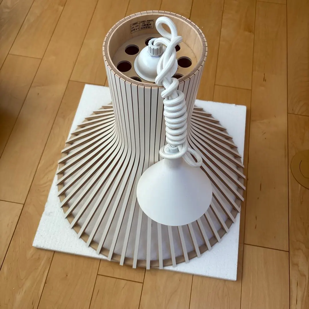 セクトデザイン　Puncto パンクト　木製ライト　ランピオナイオ