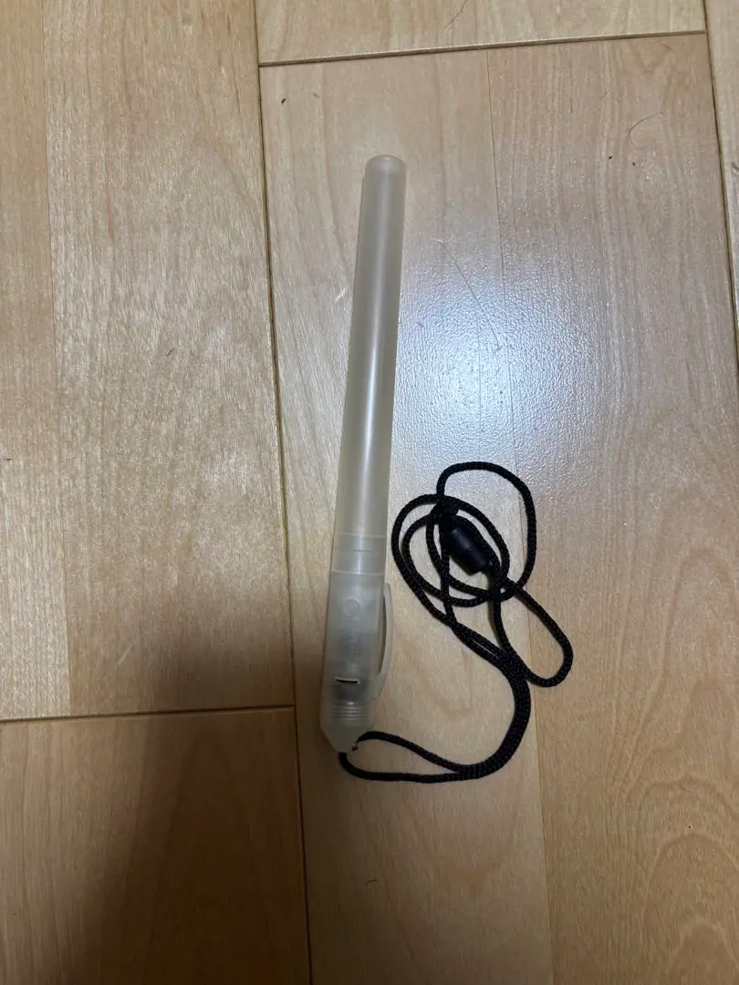 クリア ペンライト ストラップ付き　訳あり　ポイント消化