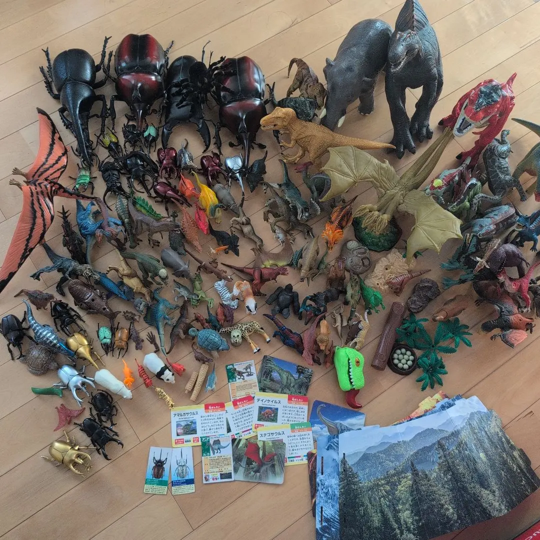 恐竜・昆虫フィギュア約150点セット アニア