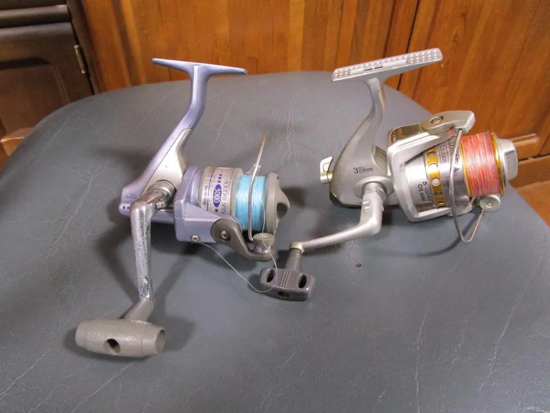 シマノ　スピニングリール　他１台　ホリデースピン
