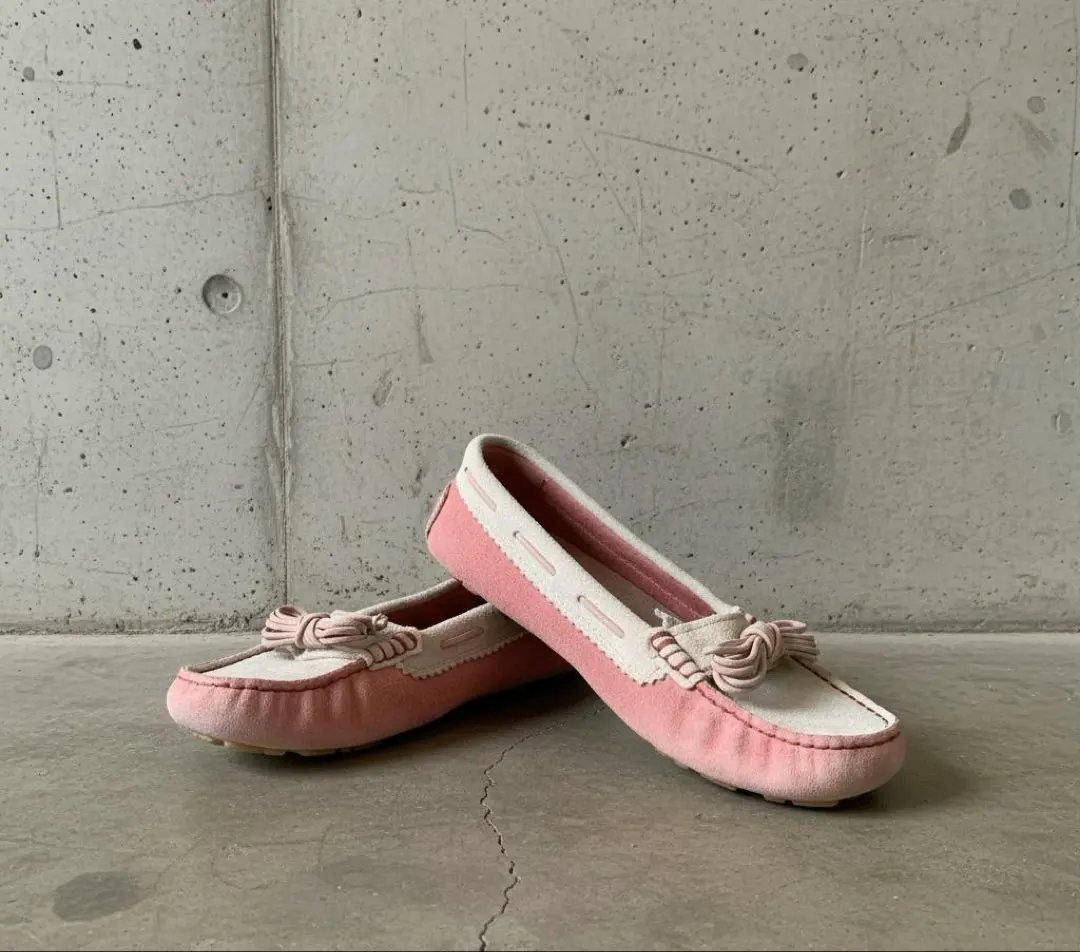 【UGG アグ】オーストラリア　ミーナ（Meena）モカシンシューズ　ピンク系