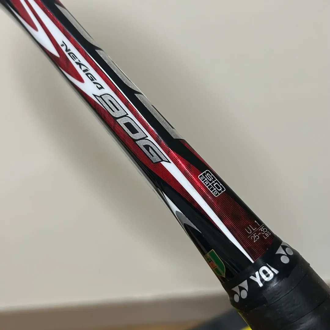 【美品】ヨネックス ネクシーガ90G UL1 軟式ラケット ケース付き