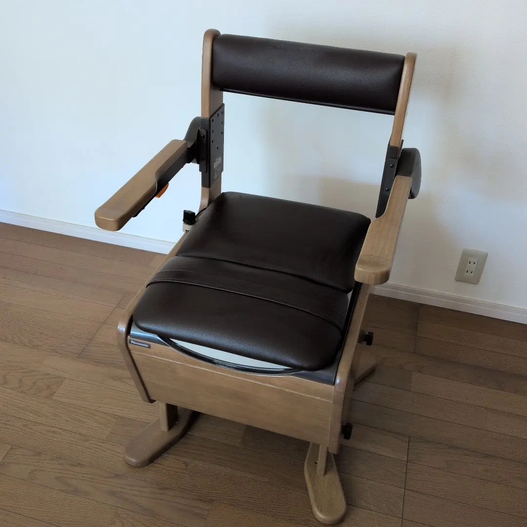 Panasonic 脱臭プラスチック便座 PN-L23416MB