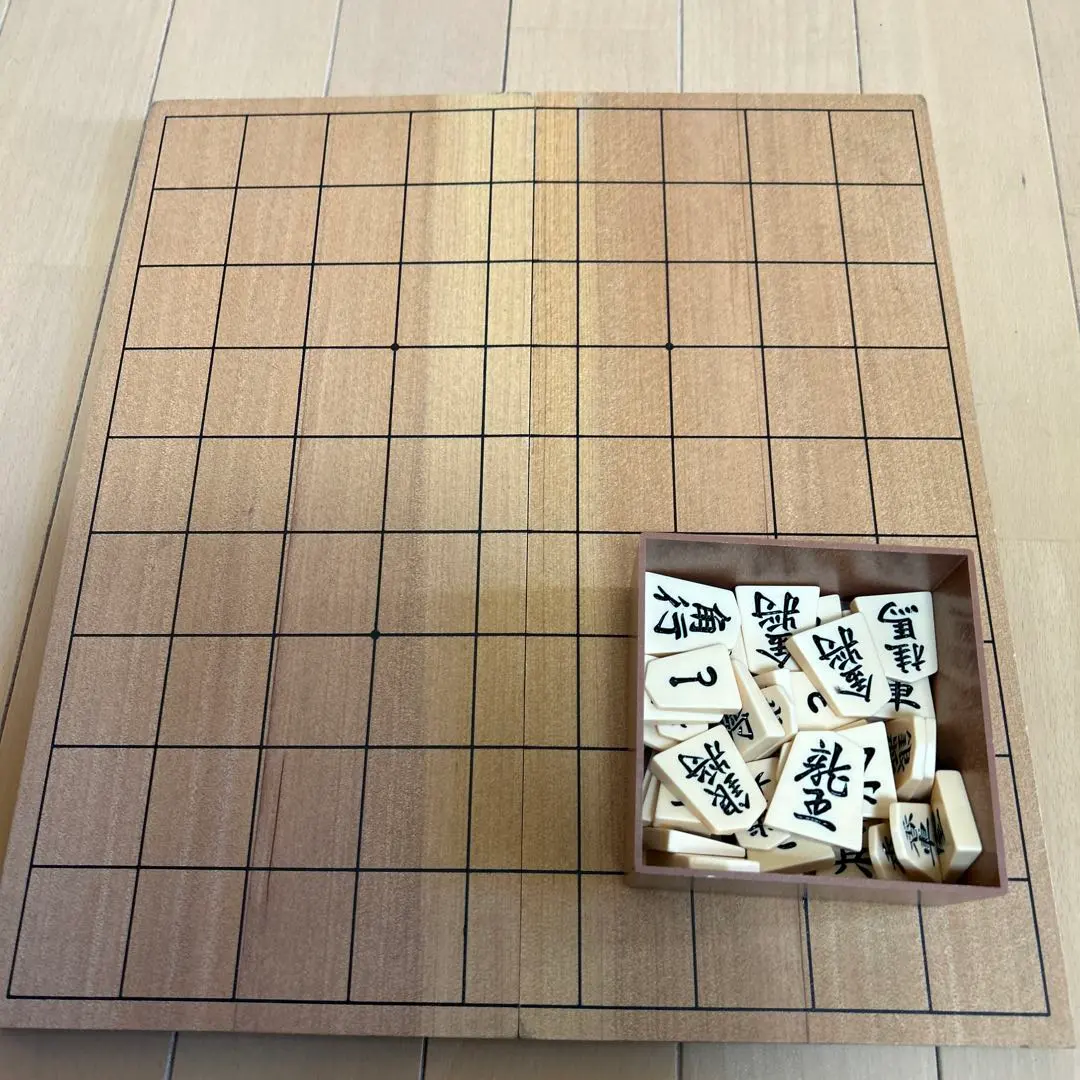 高級将棋盤 硬 脚付き へそあり 将棋駒 特上彫り 山上作 水無瀬