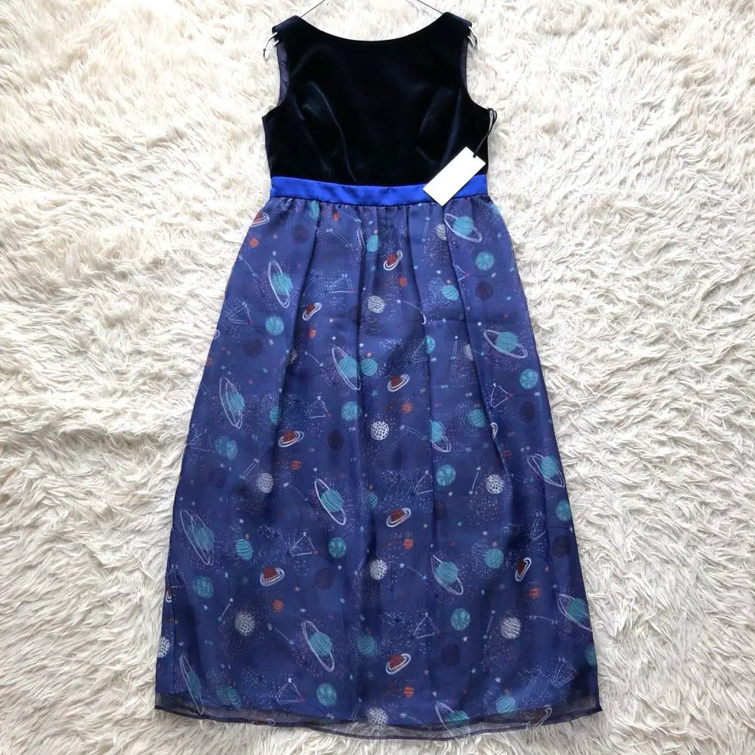 【近年 新品未使用】グレースクラスSPACEプリントドレス　チュール　マキシ