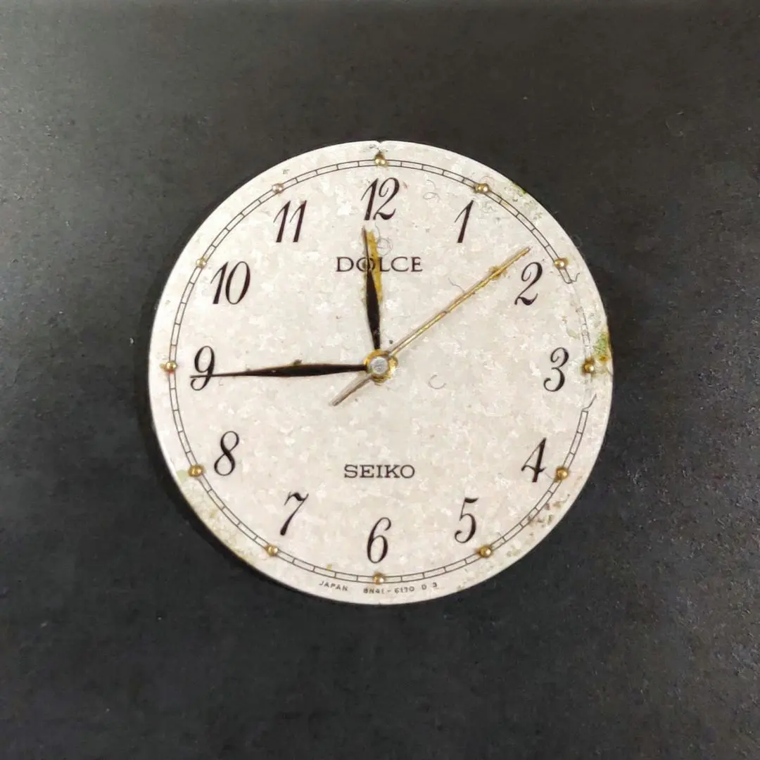 [ジャンク・ワケアリ品]　SEIKO DOLCE クオーツ式腕時計
