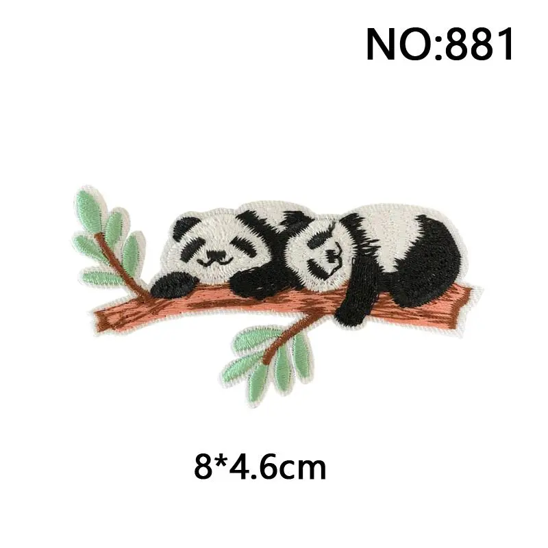 881パンダ刺繍アイロンワッペン
