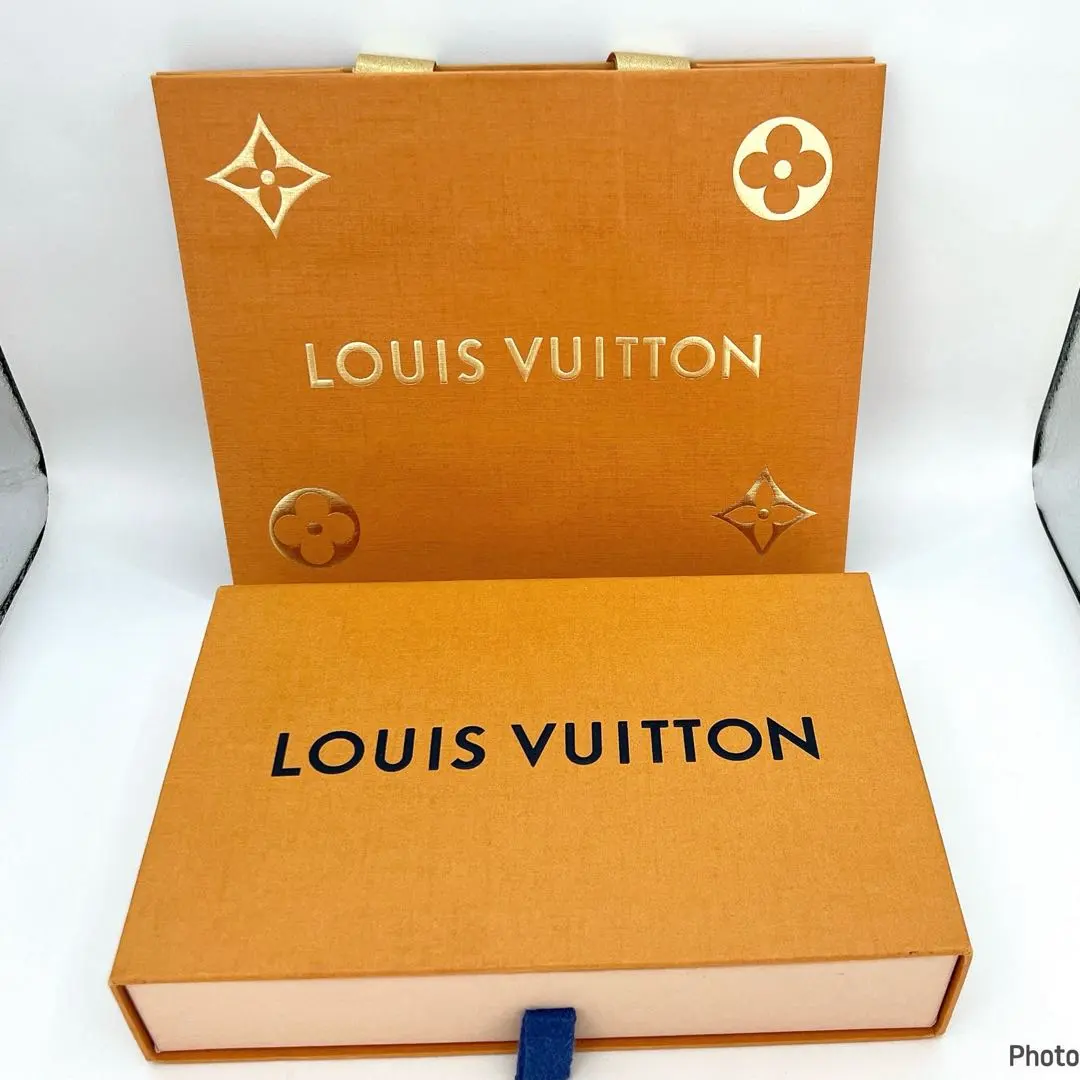 ルイヴィトン 付属品セット ホリデー限定ショッパー 箱 保存袋 冊子 未使用