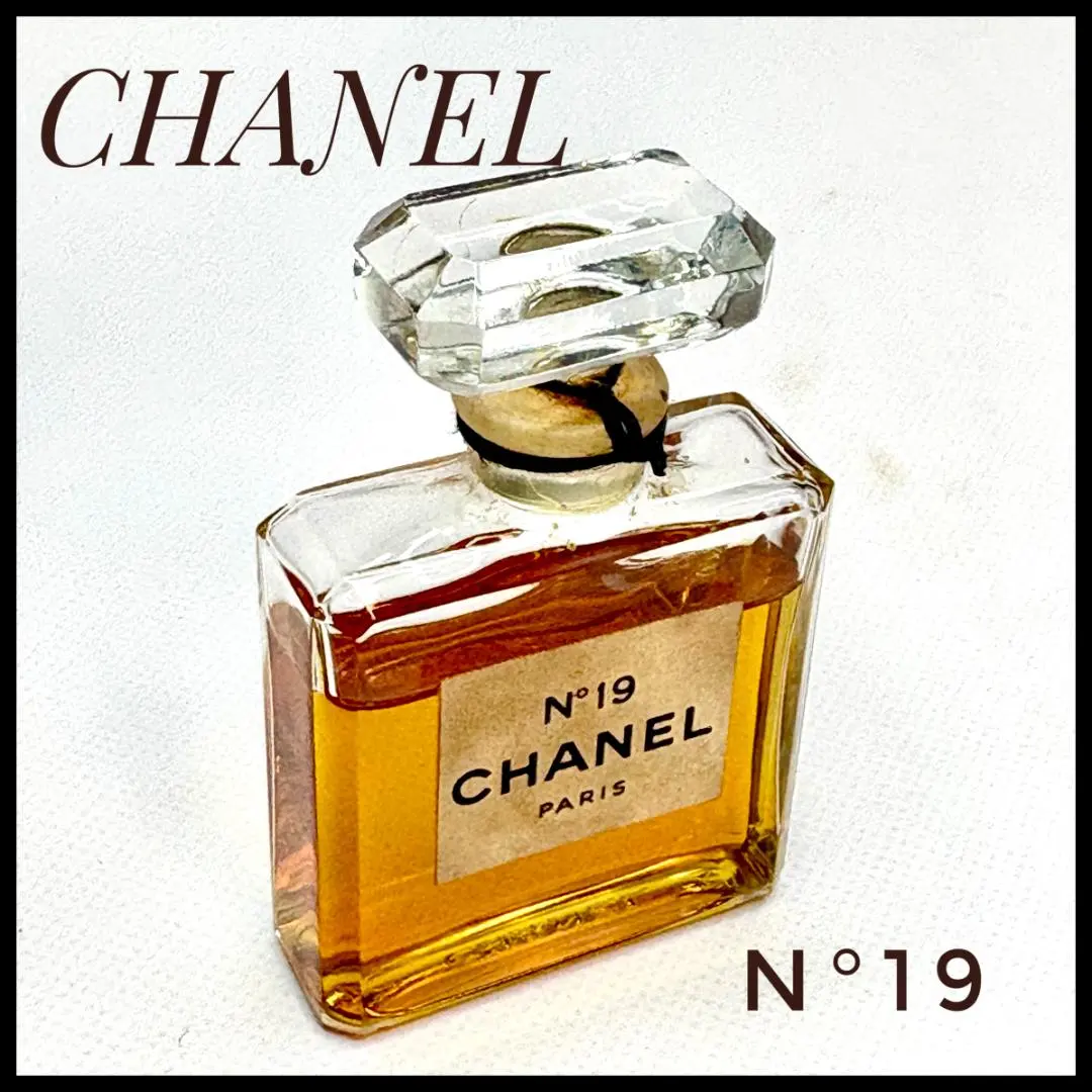 シャネル　CHANEL N°19 香水