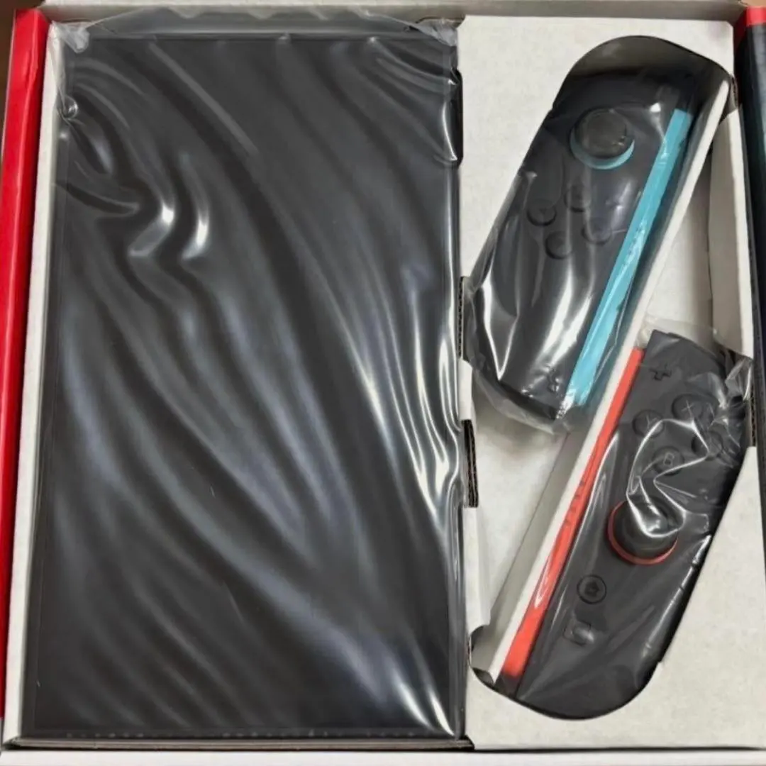 【新品】Nintendo Switch２本体とJoy-Con２【日本語専用】