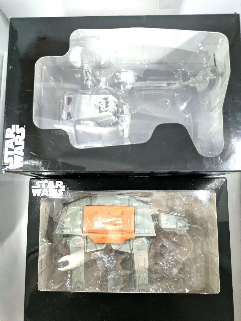 スター・ウォーズAT-AT、AT-ACTフィギュア