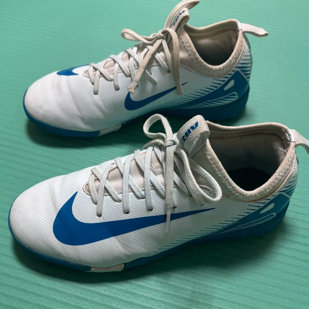 Nike トレーニングシューズ 23cm