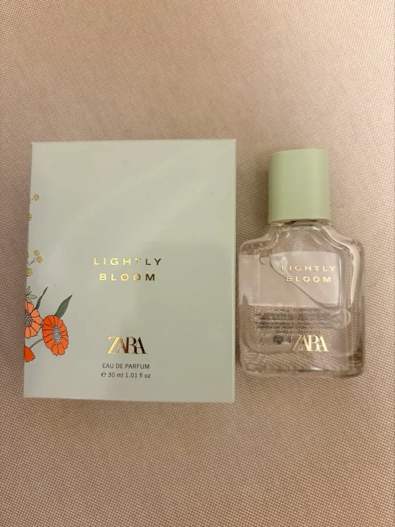 ZARA LIGHTLY BLOOM オードパルファム　ザラ ライトリーブルーム