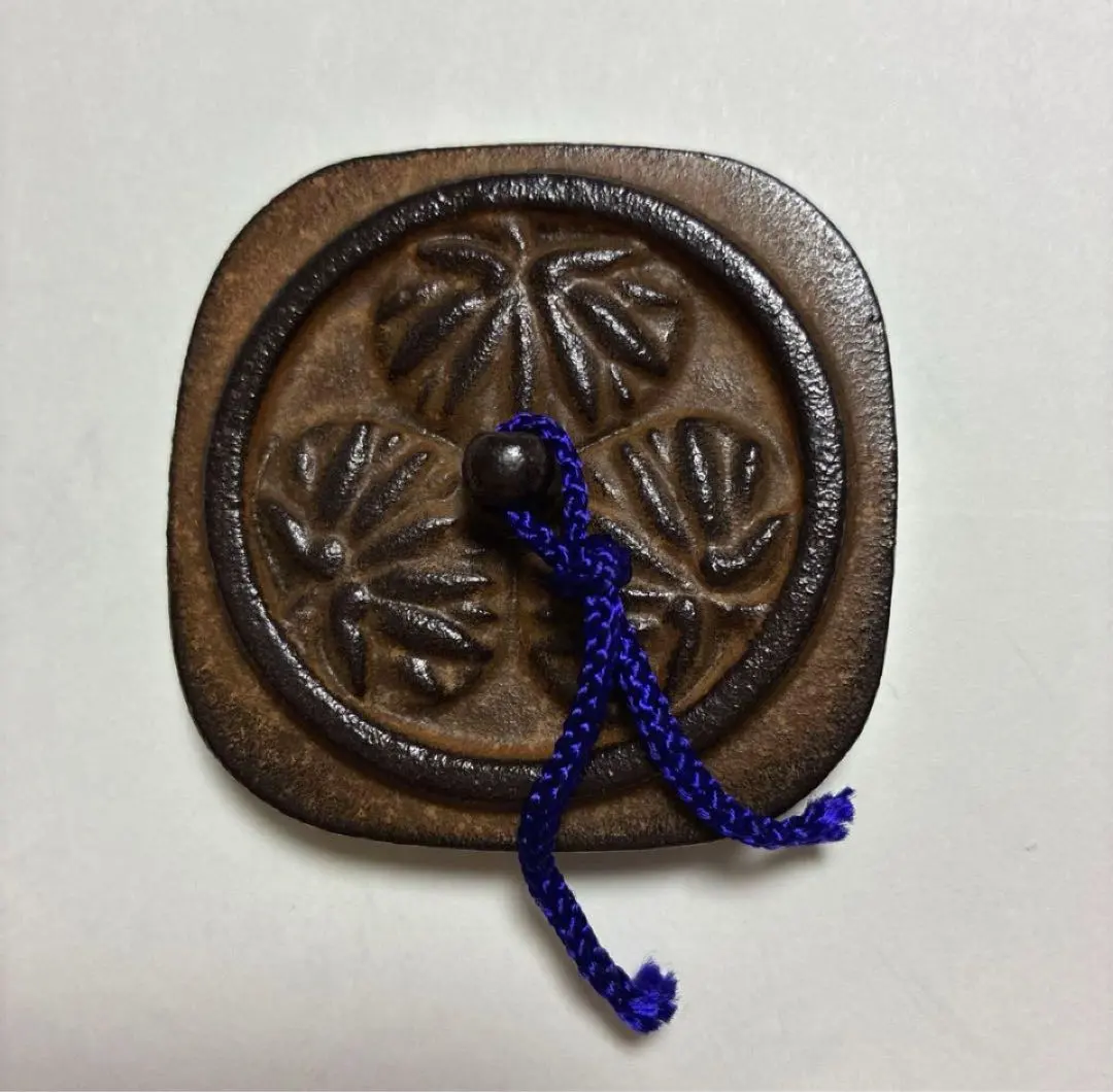 【匿名配送】三葵の文鎮 日光東照宮 刻印