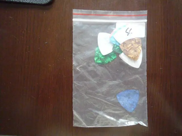 三角形ギターピック 10枚セット（ソフト）④