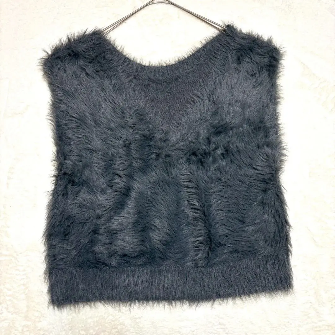 アイテムズ◆シャギーニットベスト/ショート丈 Vネック ふわふわ 重ね着 撥水