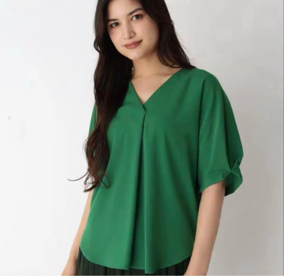 ❤️新品未使用❤️ドルマンジョーゼットブラウス グリーン エプローブ　Sサイズ