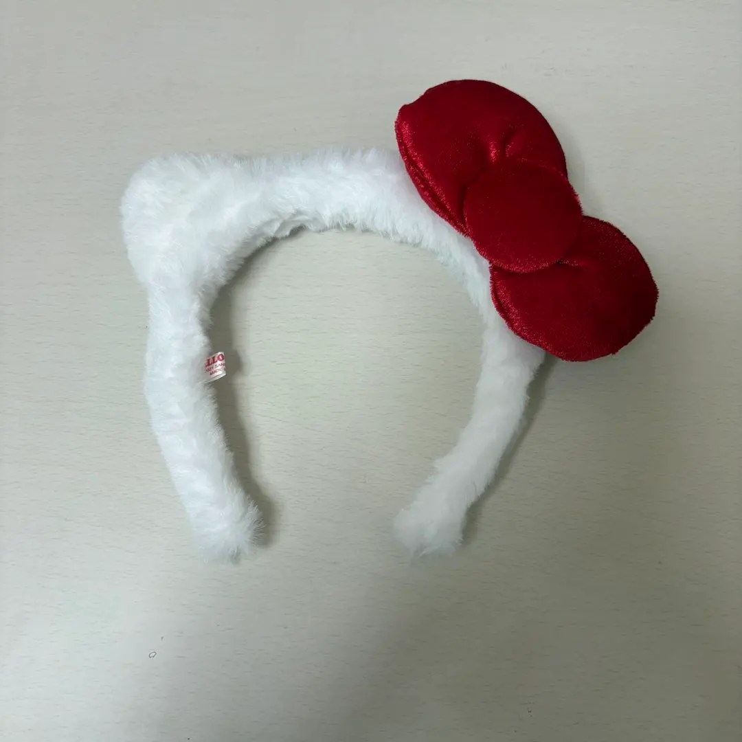 ハローキティ風耳付きカチューシャ