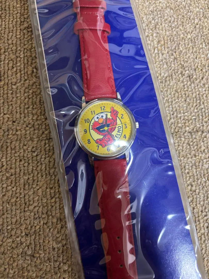 エルモ腕時計　ユニバーサルスタジオジャパン