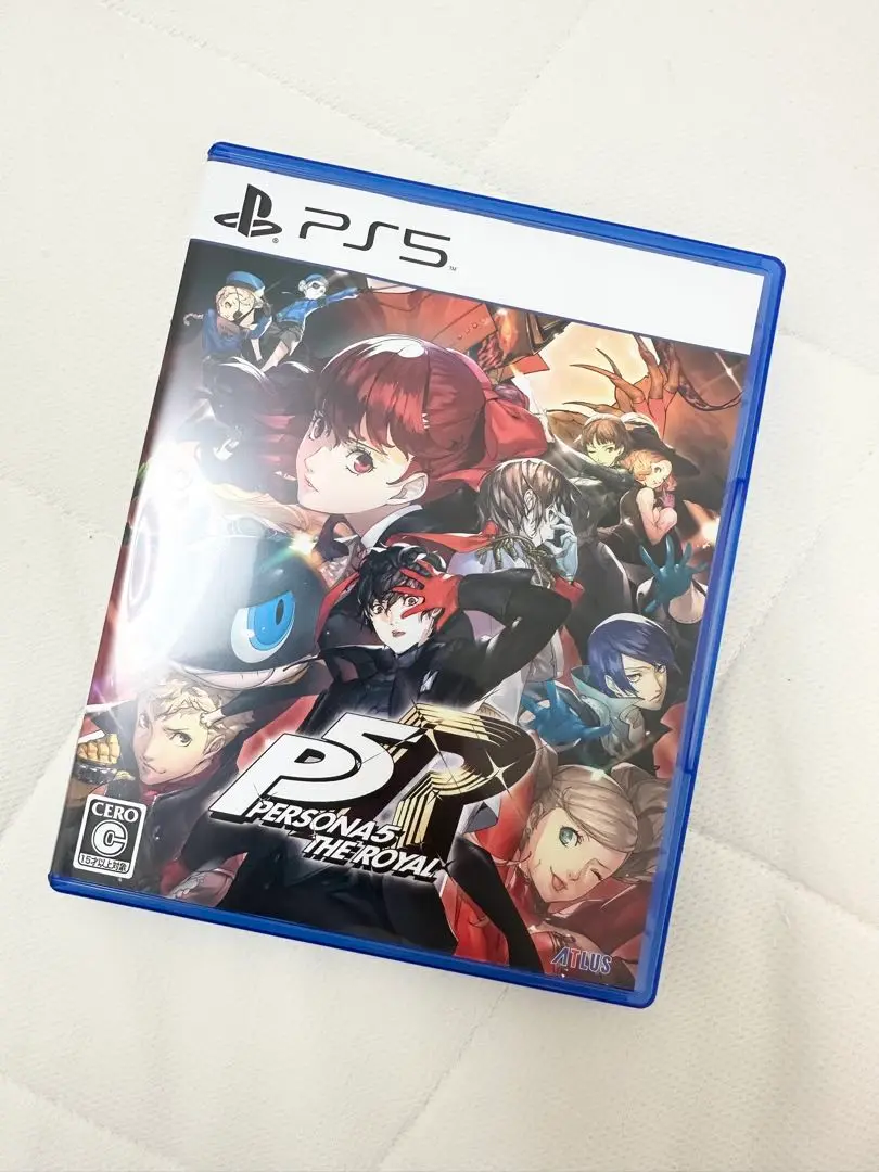 PS5 中古ソフト　ペルソナ5 ザ・ロイヤル