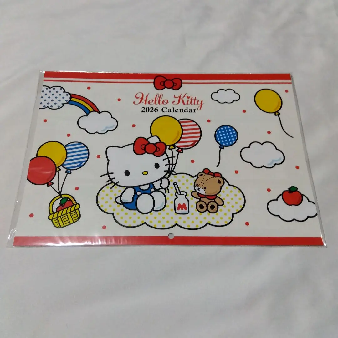 ハローキティ　2026年　壁掛けカレンダー