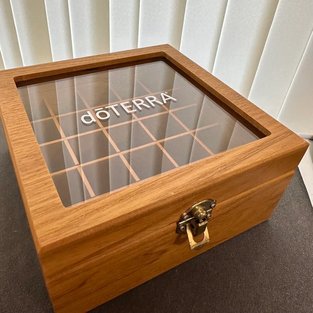 doTERRA ドテラ　窓付 オイル ボックス　25本 収納 木箱