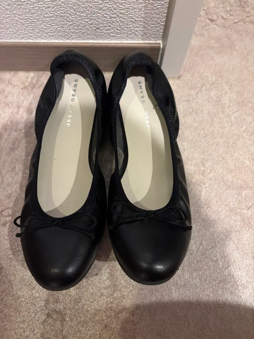 ブラックバレエシューズ リボン付き
