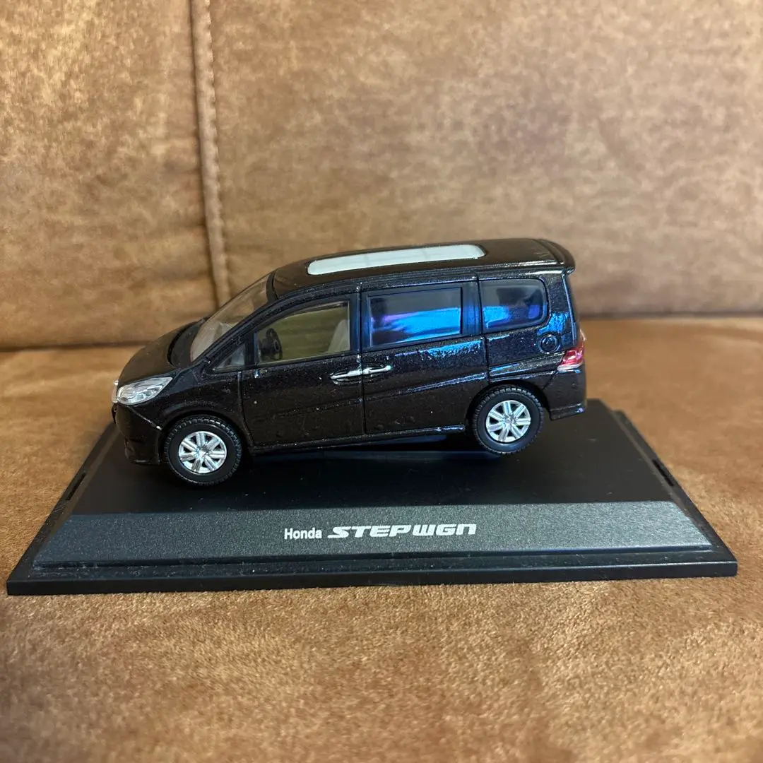 【非売品】Honda STEPWGN 1/43スケールモデル 黒