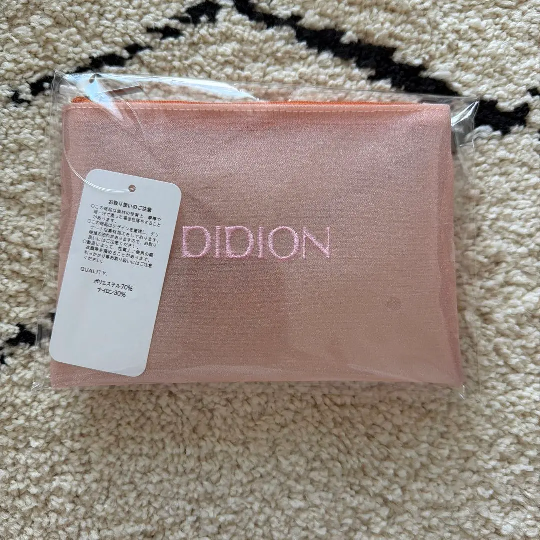 DIDION ポーチノベルティ