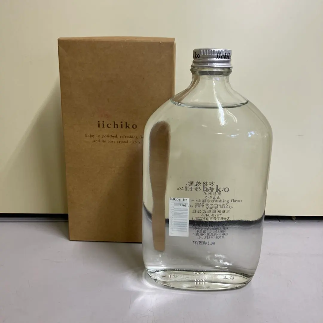 E壁 いいちこパーソン iichiko ミニボトル クリスタル麦焼酎 300ml