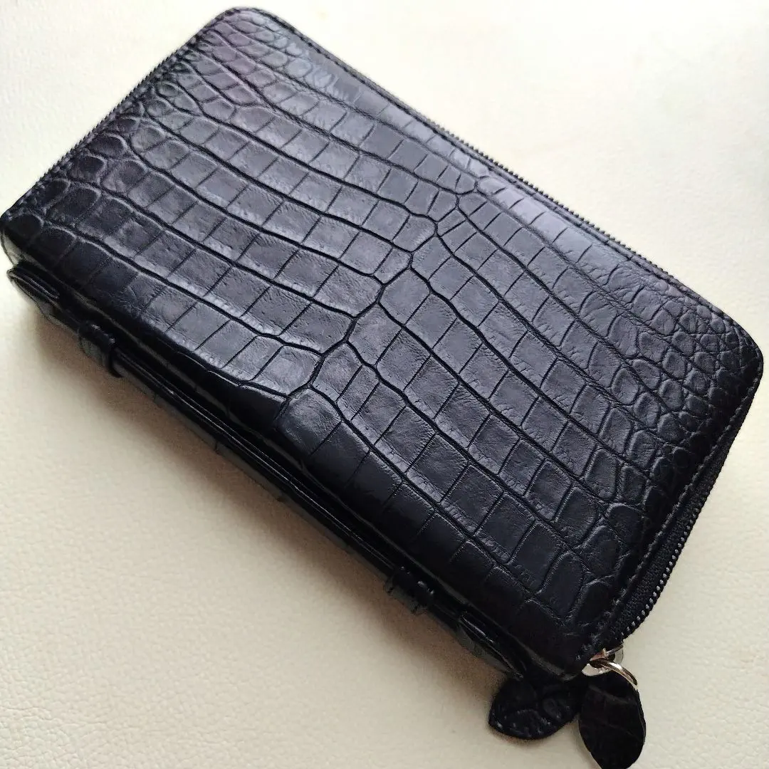 クロコダイルマット仕上げ　セカンド長財布