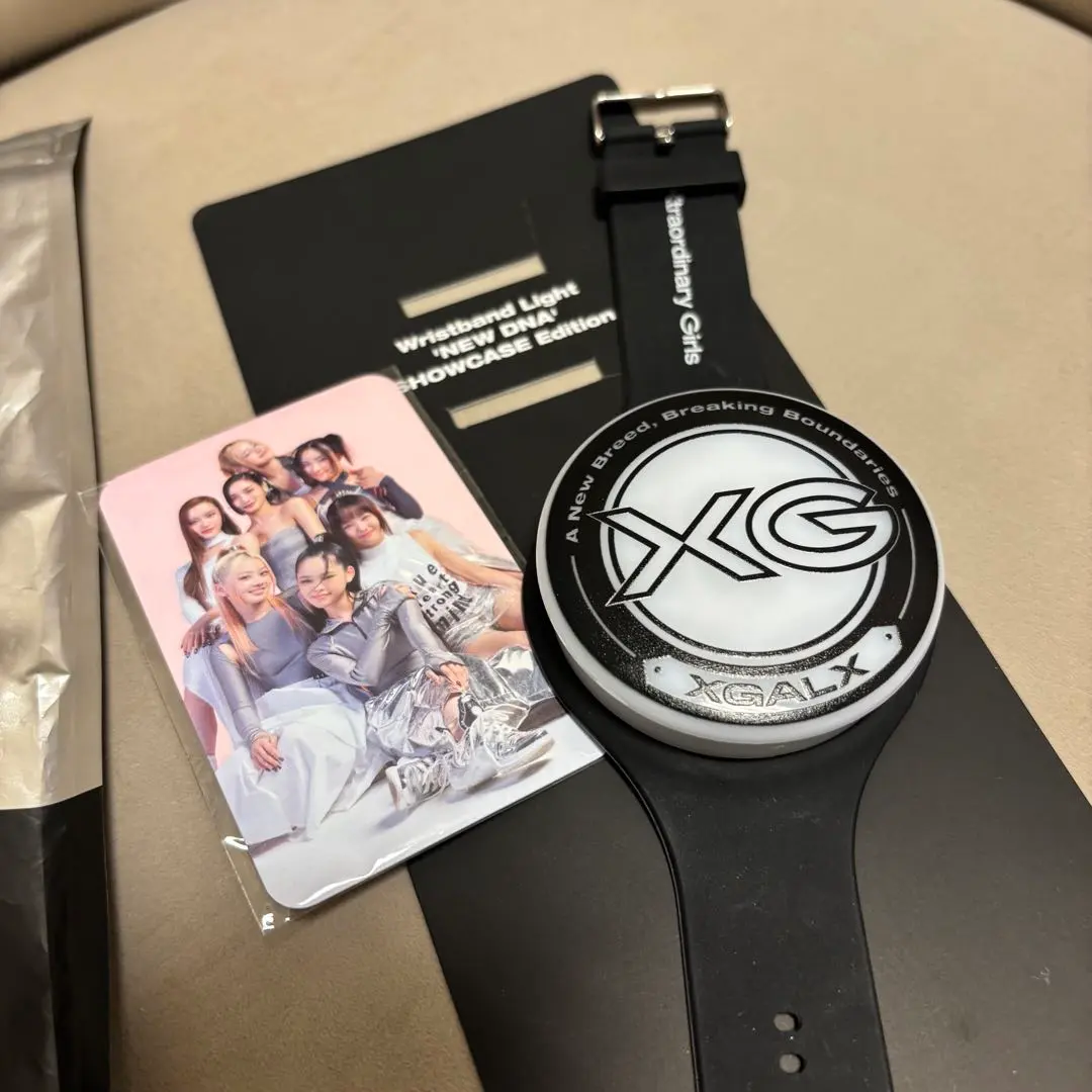 XG リストバンドライト SHOW DNA Edition