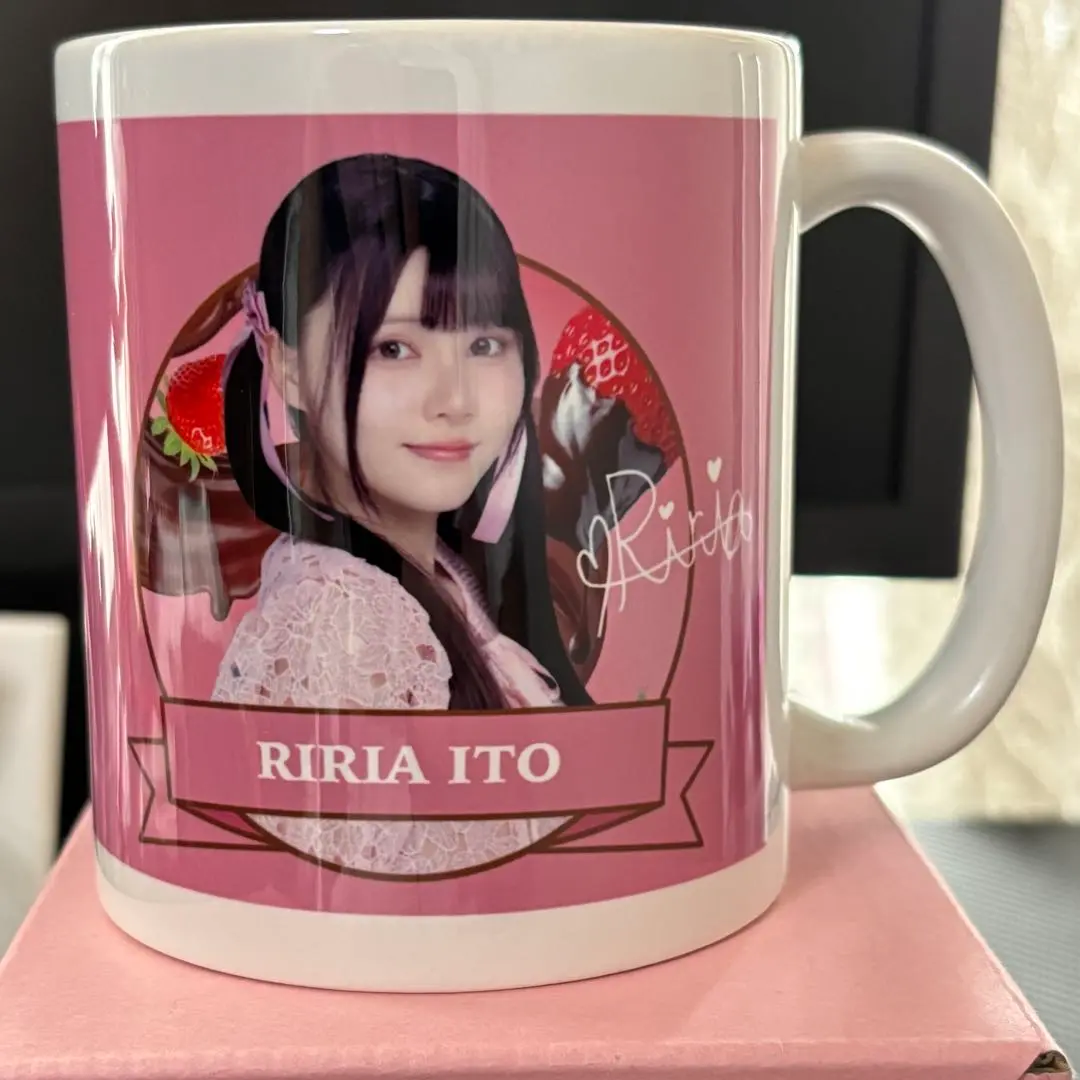 乃木坂46 乃木恋　伊藤理々杏　マグカップ
