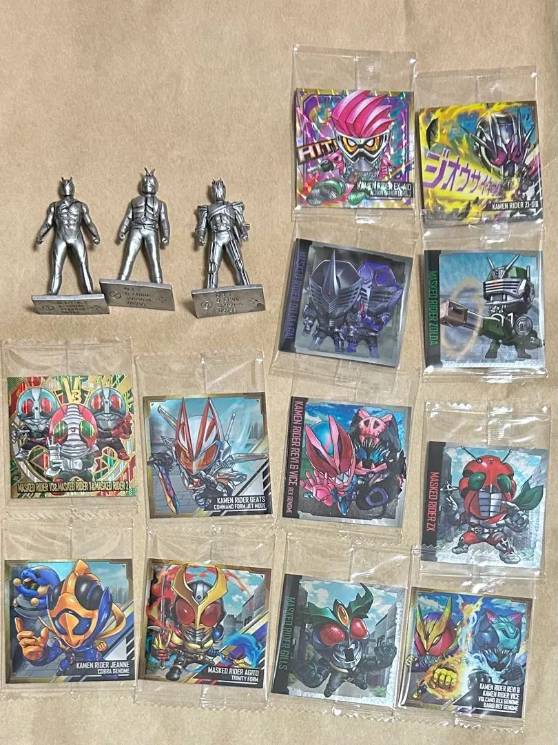 仮面ライダー ウエハース にふぉるめーしょん シール チョコスナック フィギュア
