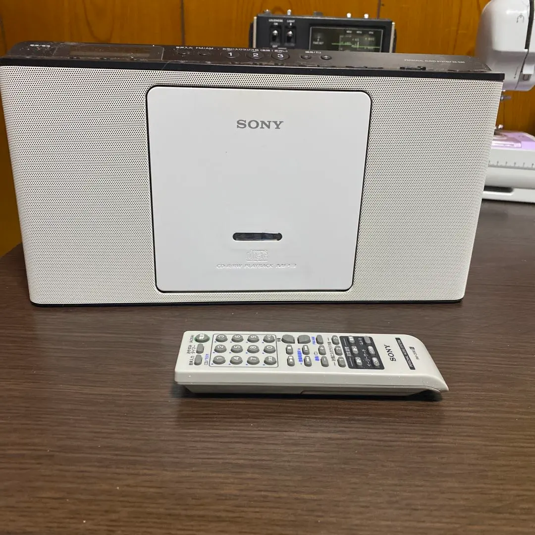 ソニーZSーE80作動品CDワイドラジオ