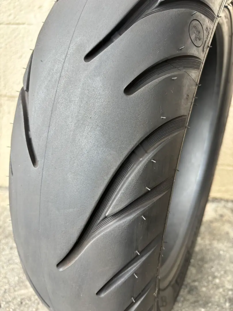 ダイナ.ローライダーS.ワイドグライド...ミシュランタイヤリア