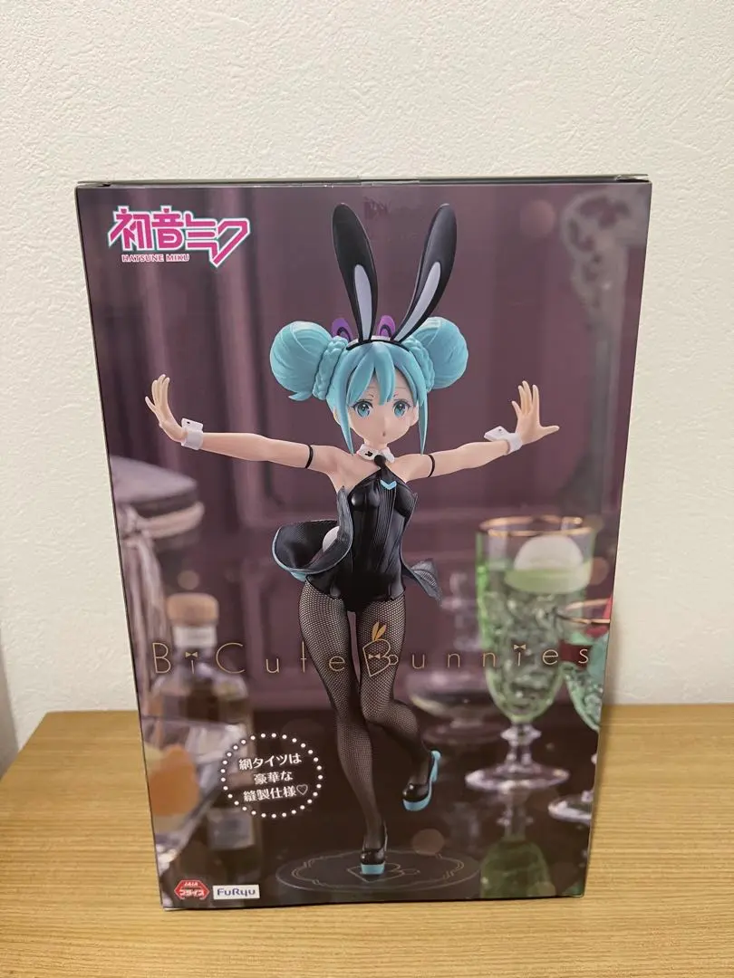 初音ミク BiCute Bunnies Figure 黒星紅白　フィギュア