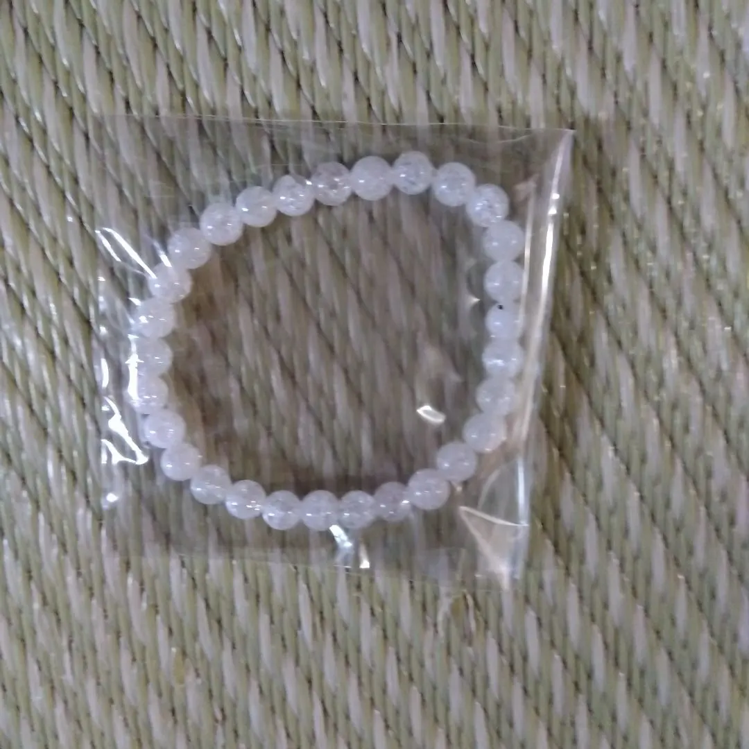 邪気を吸うと色が変わるブレスレット