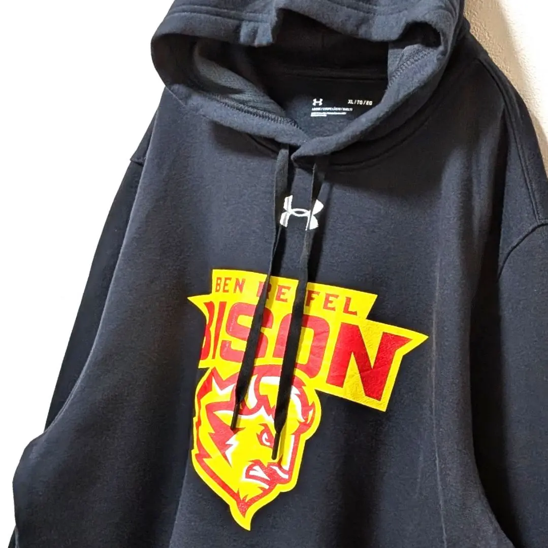 アンダーアーマーベンレイフェルバイソン刺繍プルオーバーパーカーブラックXL古着