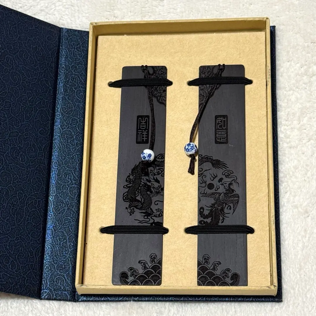 ★ 木製ブックマーク ギフトボックス セット木製のしおり ２個